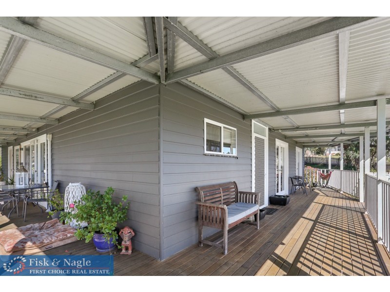 4 Stevenson Street, Bega NSW 2550