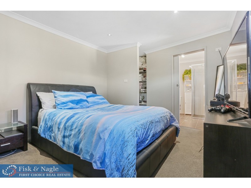 4 Stevenson Street, Bega NSW 2550