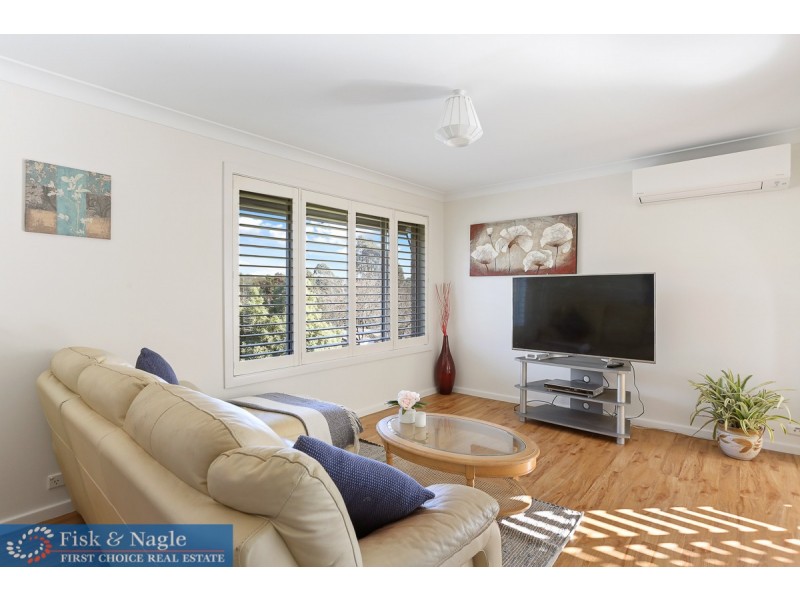24 Laws Drive, Bega NSW 2550