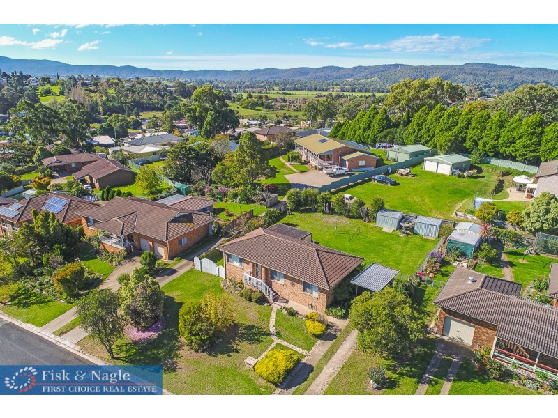 24 Laws Drive, Bega NSW 2550