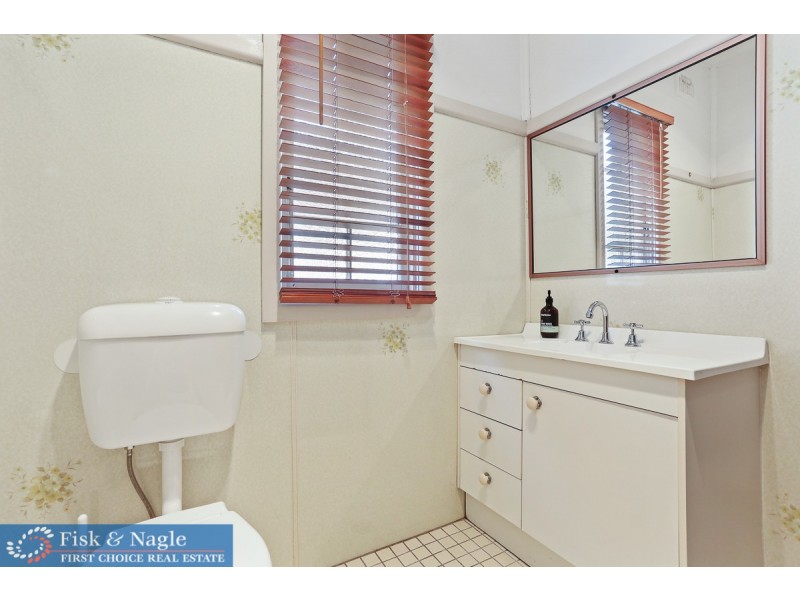 26 Hill Street, Bega NSW 2550