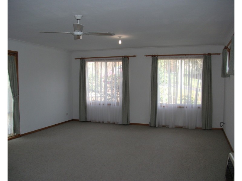 252 Auckland Street, Bega NSW 2550