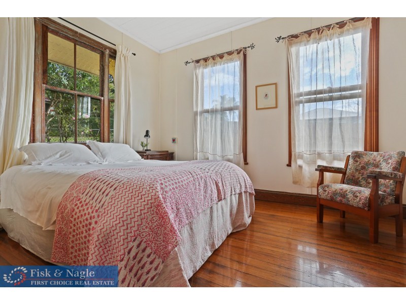 2 Gordon Street, Bega NSW 2550