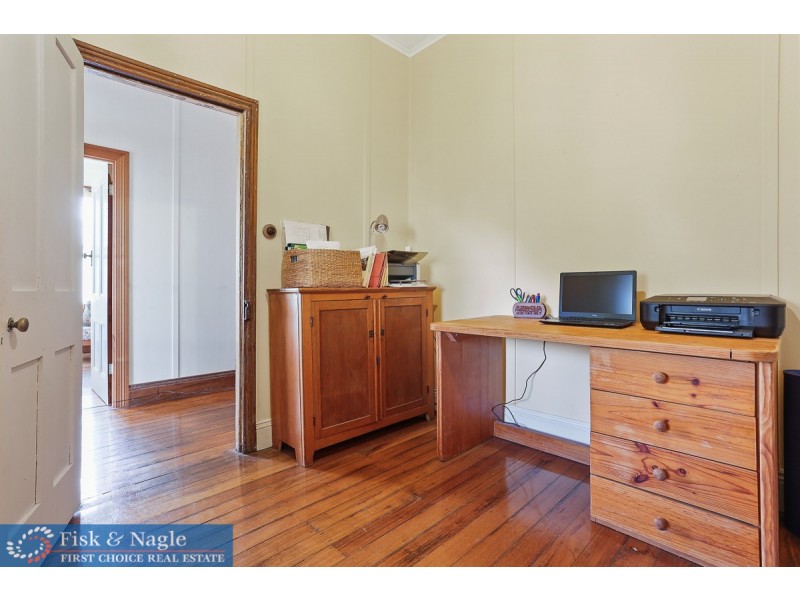 2 Gordon Street, Bega NSW 2550