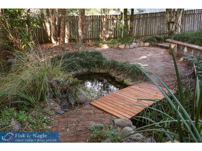 2 Gordon Street, Bega NSW 2550