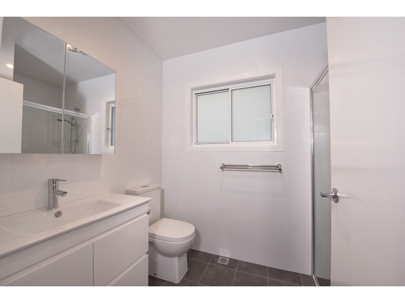 15 Gowing Avenue, Bega NSW 2550