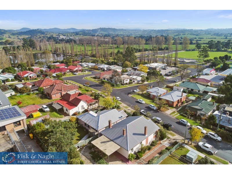 26 Hill Street, Bega NSW 2550