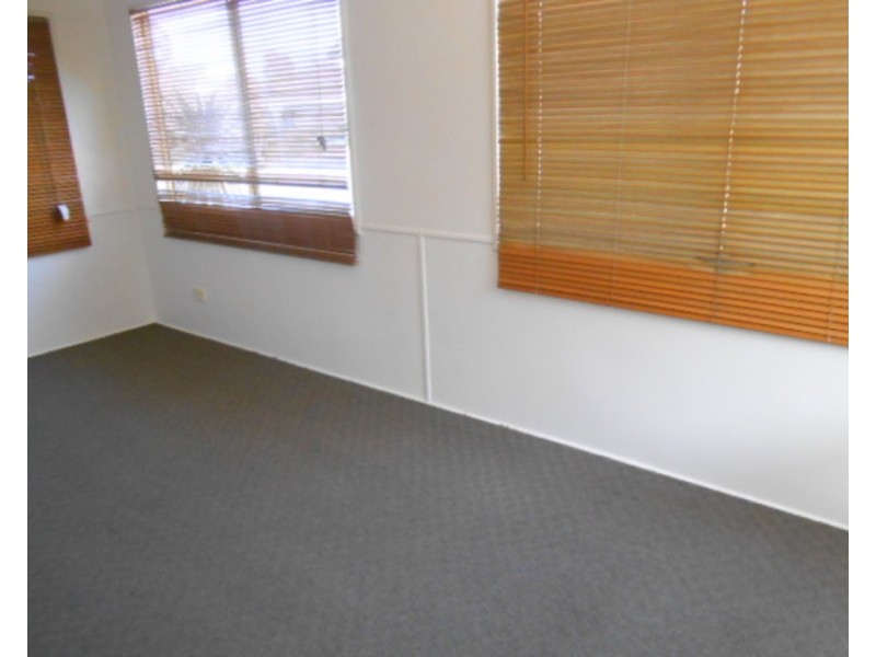 226 Auckland Street, Bega NSW 2550