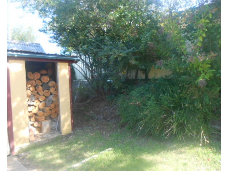 20 Bega Street, Bega NSW 2550