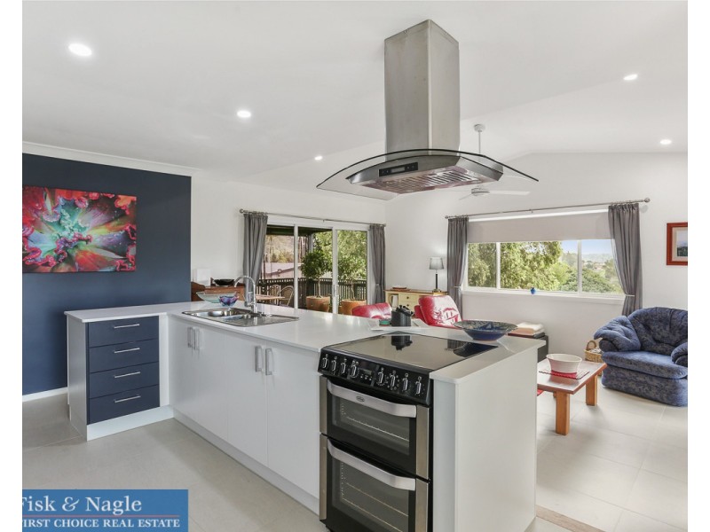 1 Goldberg Place, Bega NSW 2550