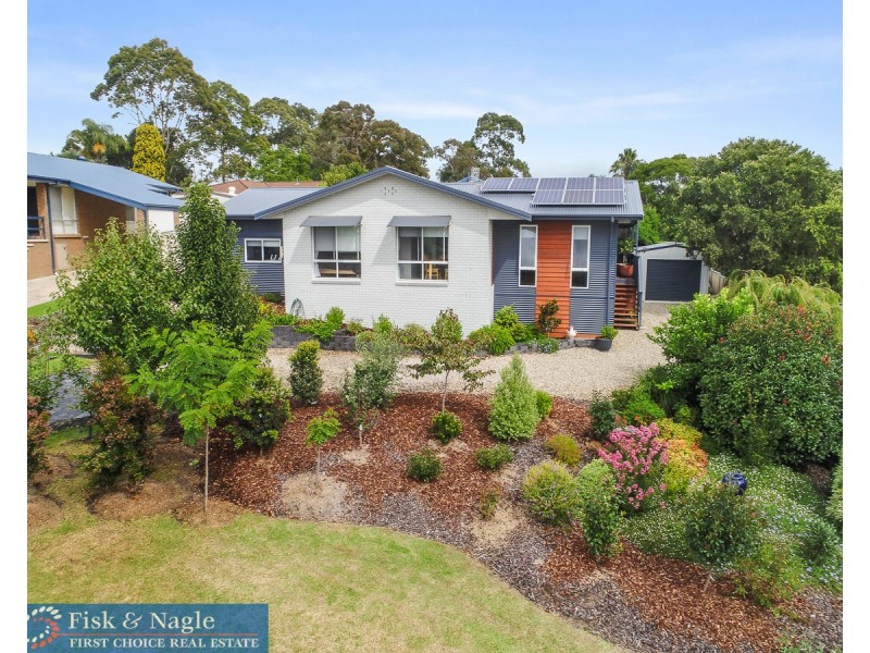 1 Goldberg Place, Bega NSW 2550