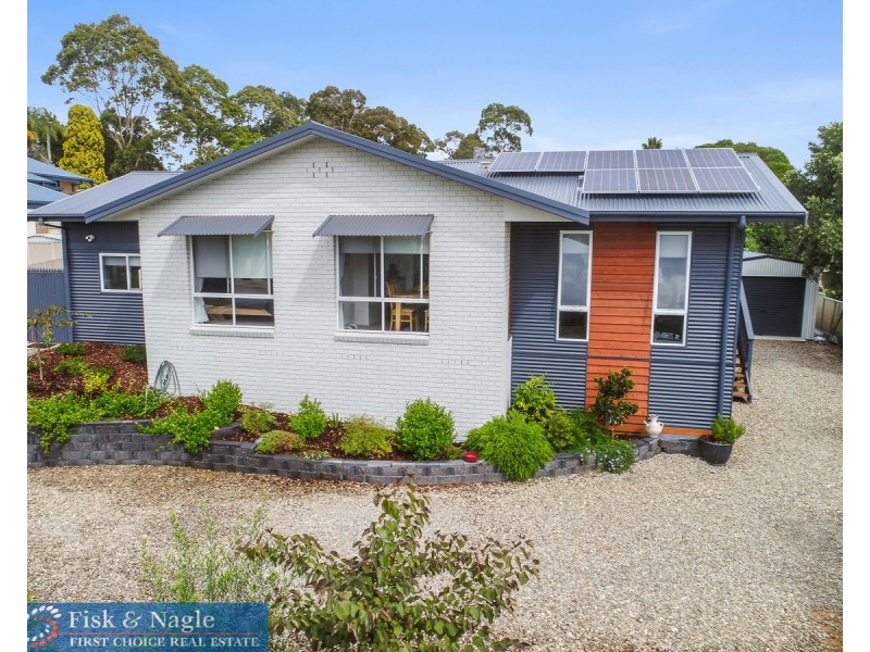 1 Goldberg Place, Bega NSW 2550