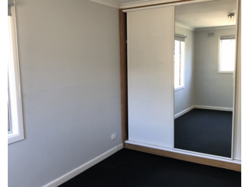 32 Parker Street, Bega NSW 2550