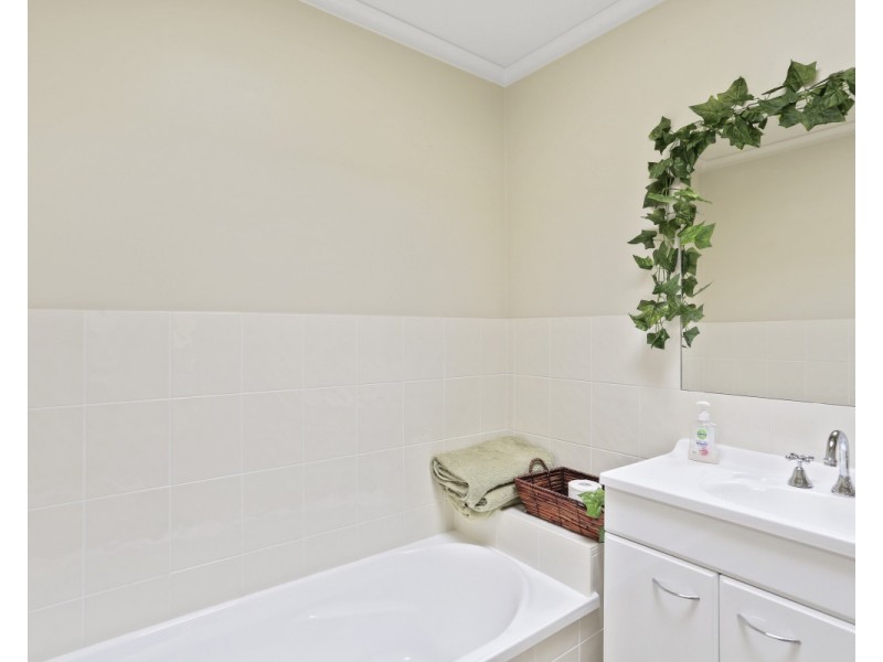 1/12 Sapphire Coast Drive, Merimbula NSW 2548