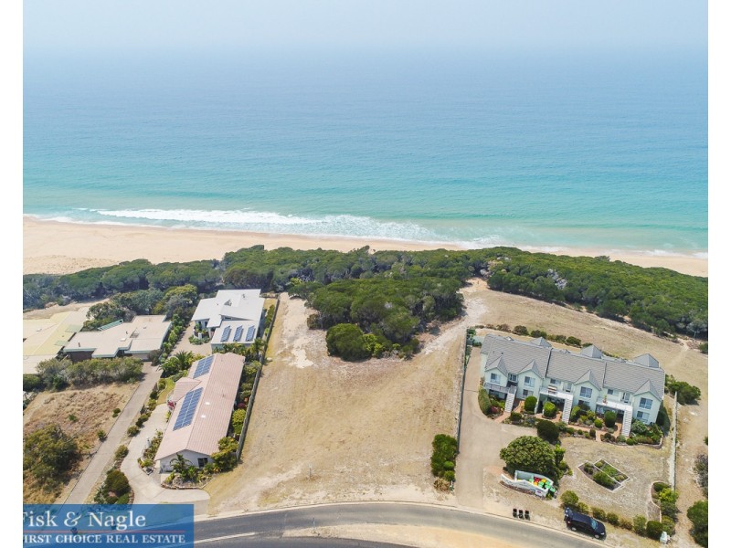 16 Surf Circle, Tura Beach NSW 2548