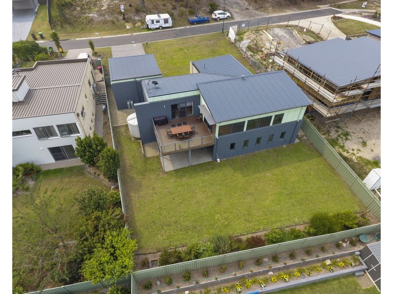 6 Curlew Close, Mirador NSW 2548