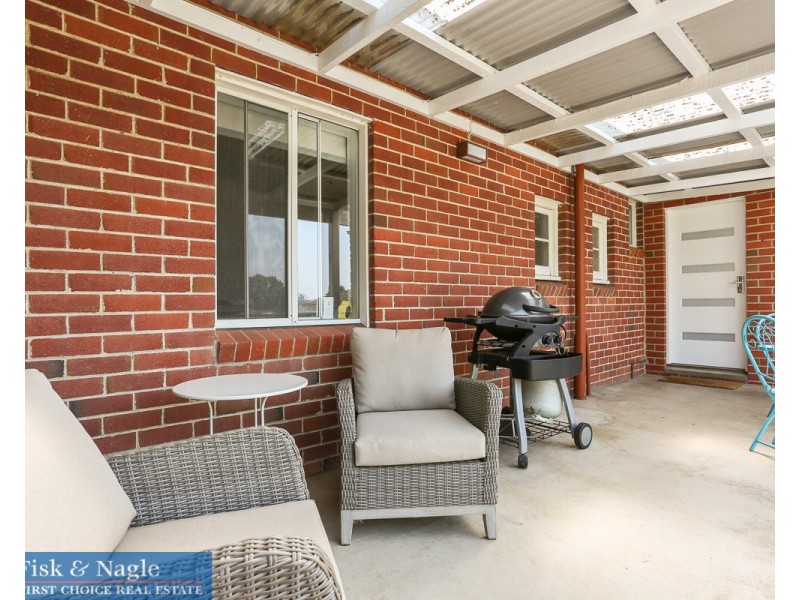 42 Carp Street, Bega NSW 2550