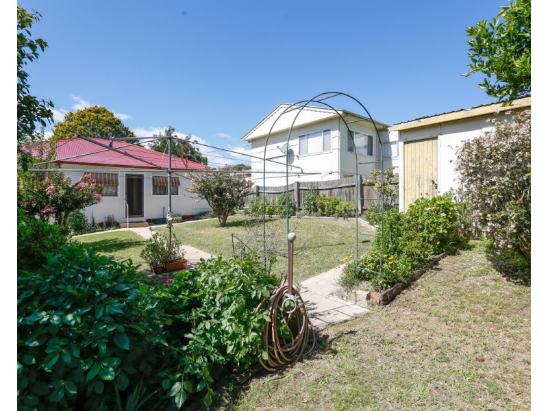 49 Eden Street, Bega NSW 2550