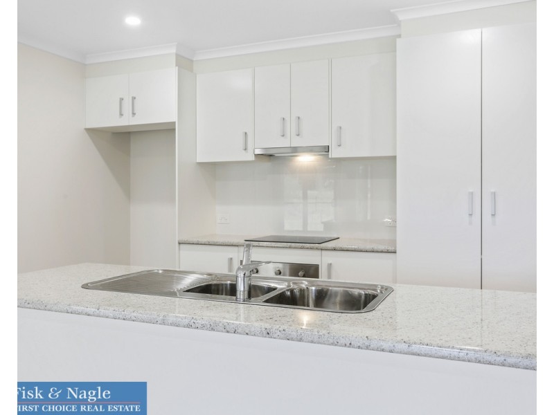 7B Denison Close, Bega NSW 2550