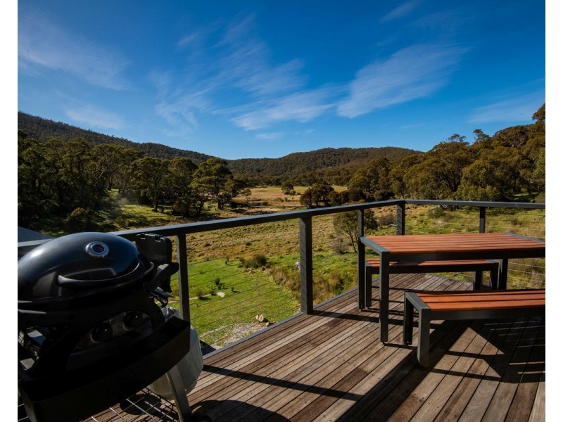 61 Rose Creek Road,, Crackenback NSW 2627