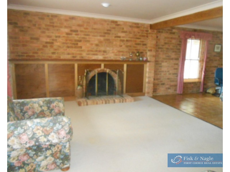 13 Snowy Mountains Highway, Bega NSW 2550