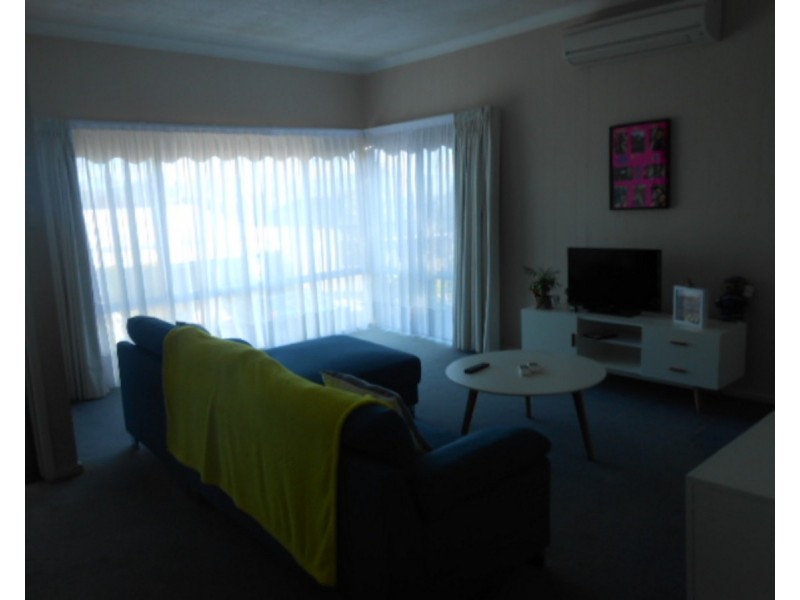 10 Little Church Street, Bega NSW 2550