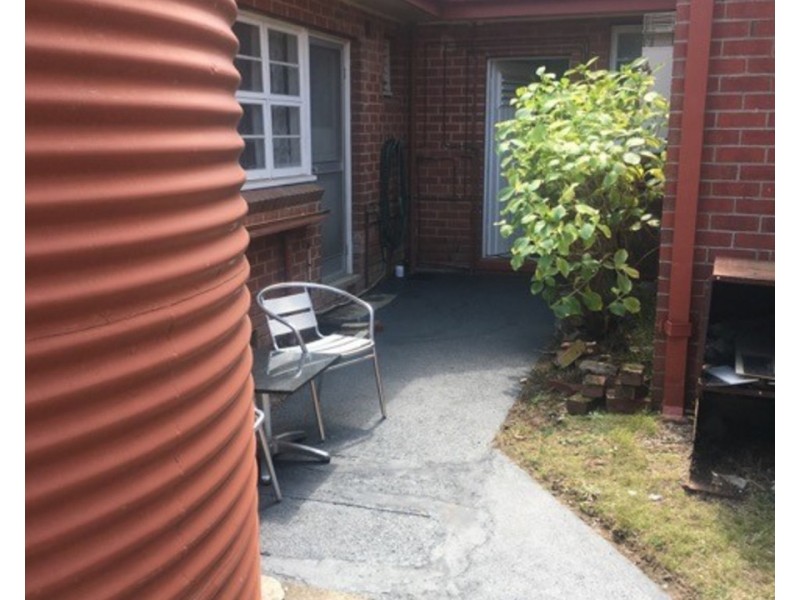 2/64 Carp Street, Bega NSW 2550