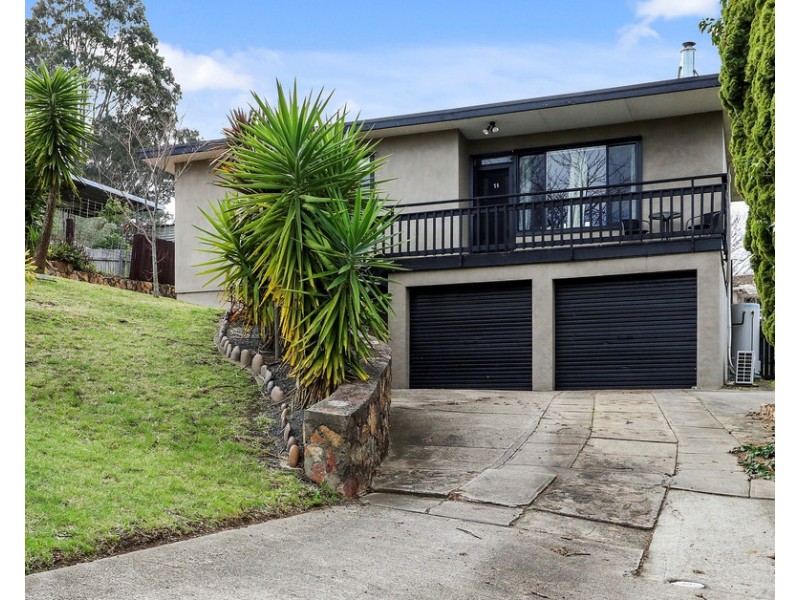 11 Girraween Crescent, Bega NSW 2550