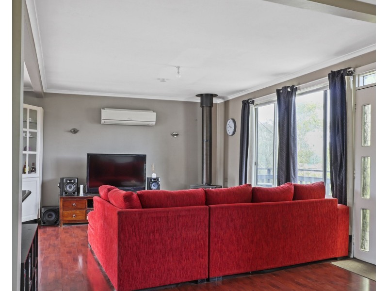 11 Girraween Crescent, Bega NSW 2550