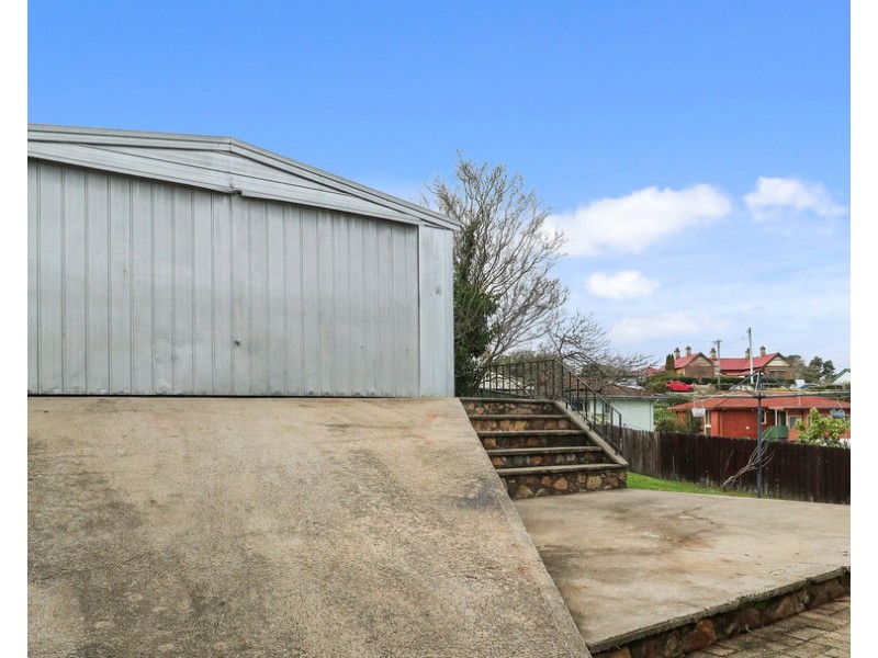 11 Girraween Crescent, Bega NSW 2550