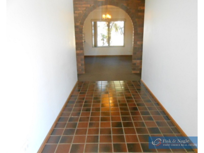 86 LynJohn Drive, Bega NSW 2550