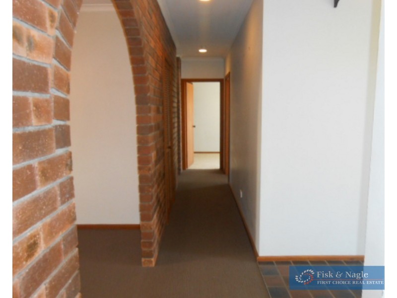86 LynJohn Drive, Bega NSW 2550