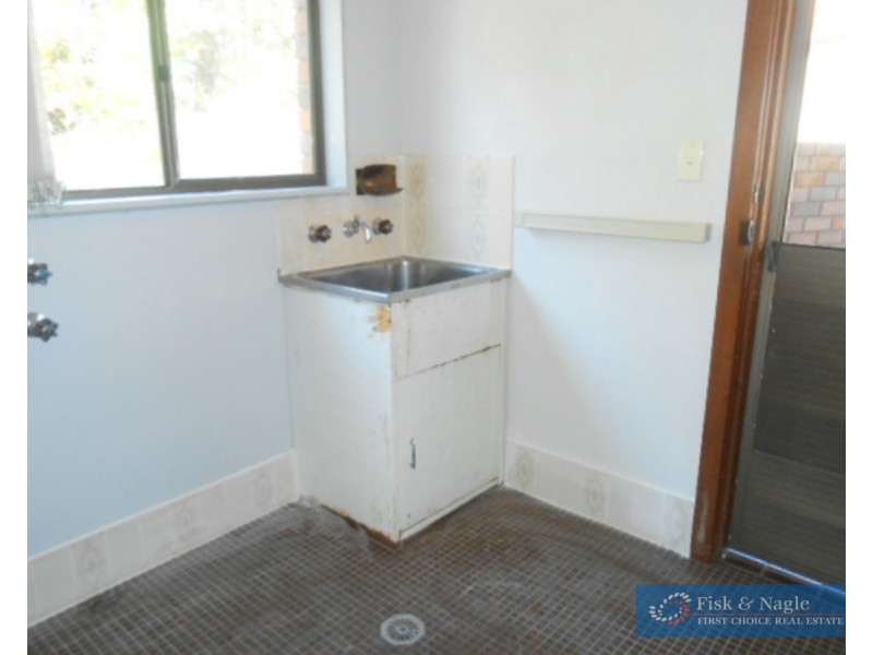 86 LynJohn Drive, Bega NSW 2550