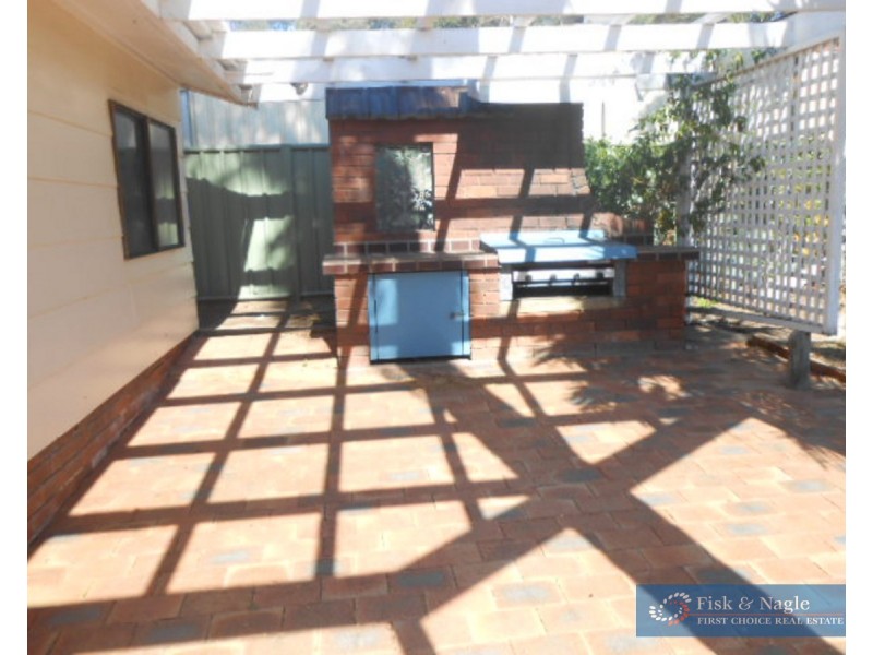 86 LynJohn Drive, Bega NSW 2550
