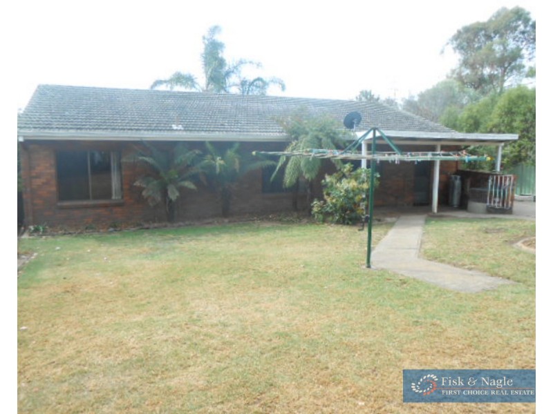 86 LynJohn Drive, Bega NSW 2550