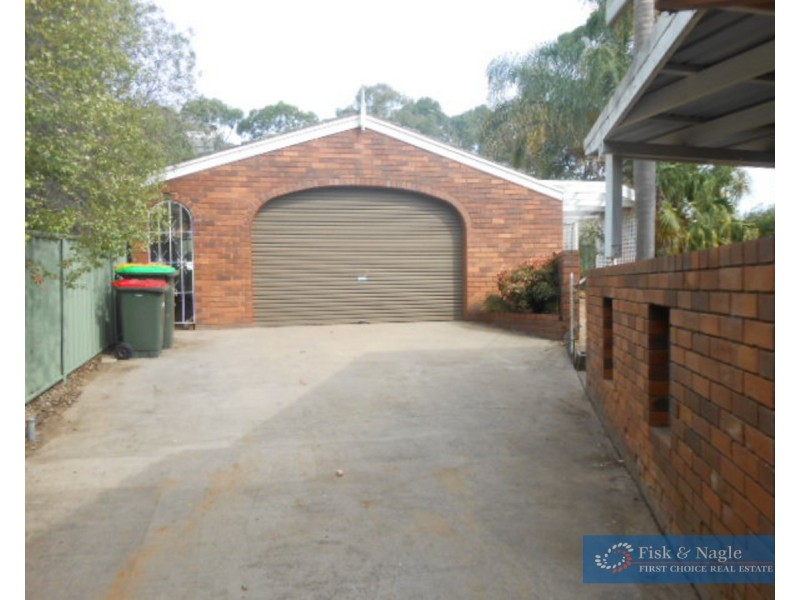 86 LynJohn Drive, Bega NSW 2550