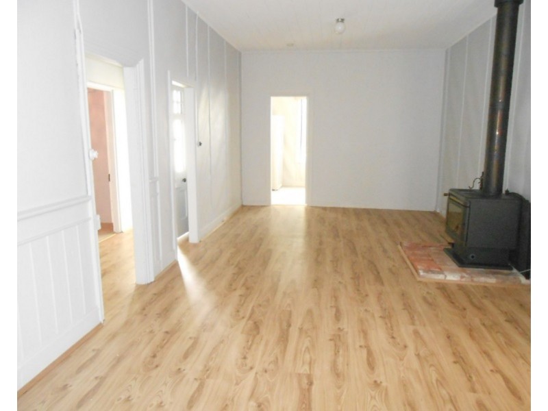 53 Fairview Street, Bega NSW 2550