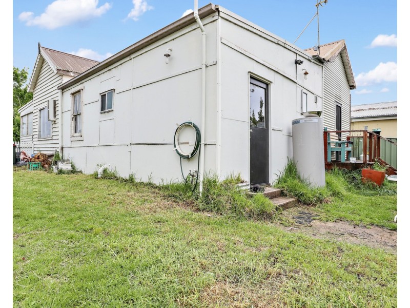 53 Fairview Street, Bega NSW 2550