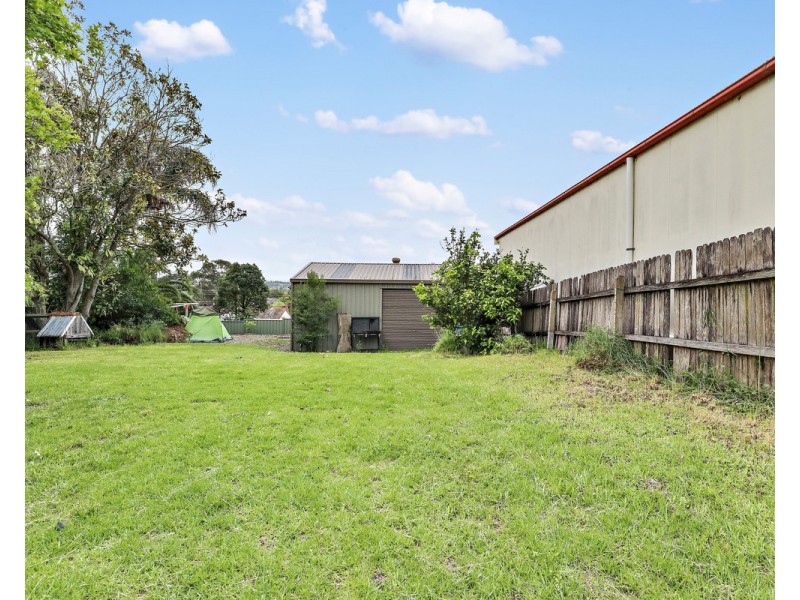 53 Fairview Street, Bega NSW 2550