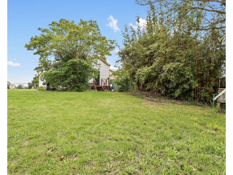 53 Fairview Street, Bega NSW 2550