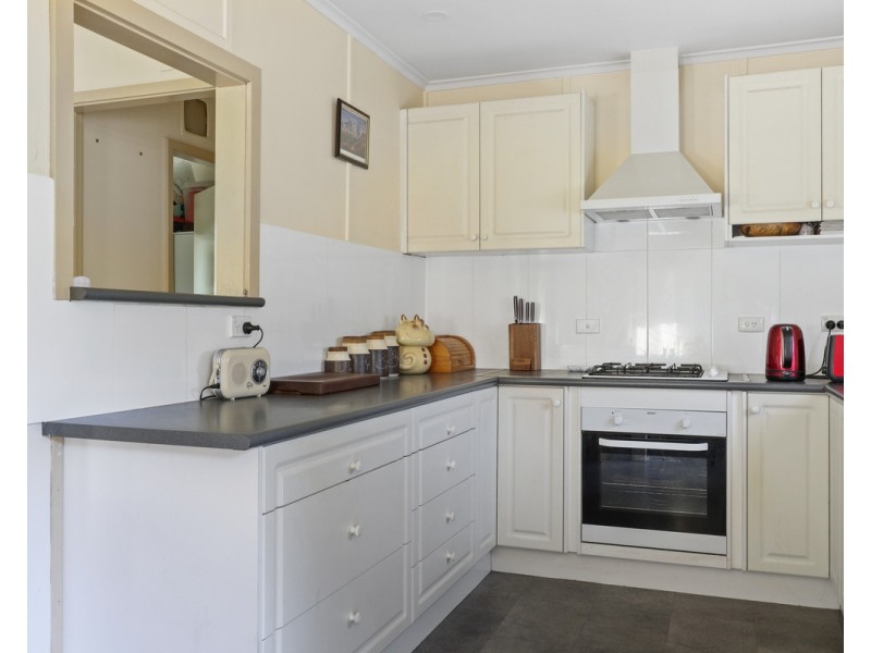 9 Bunyarra Drive, Bega NSW 2550