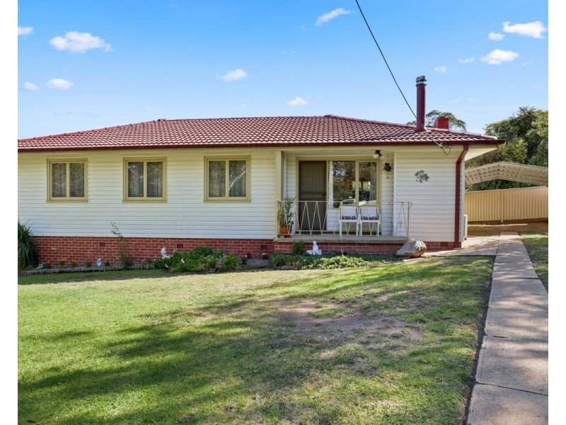 9 Bunyarra Drive, Bega NSW 2550
