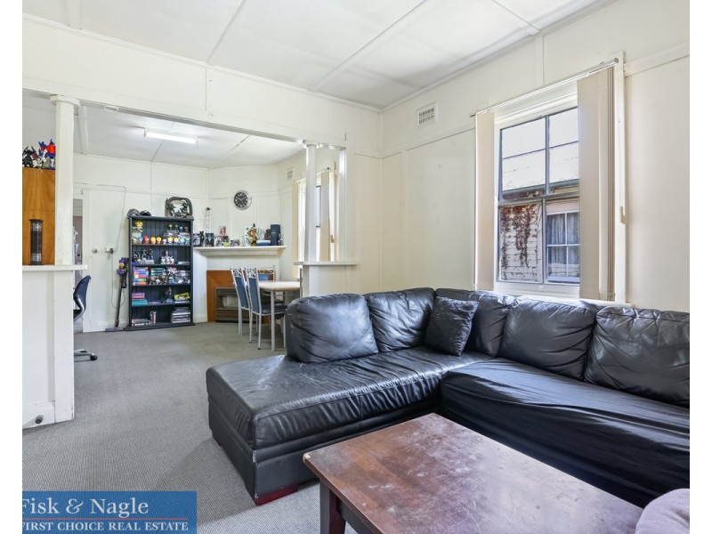 27 Parker Street, Bega NSW 2550