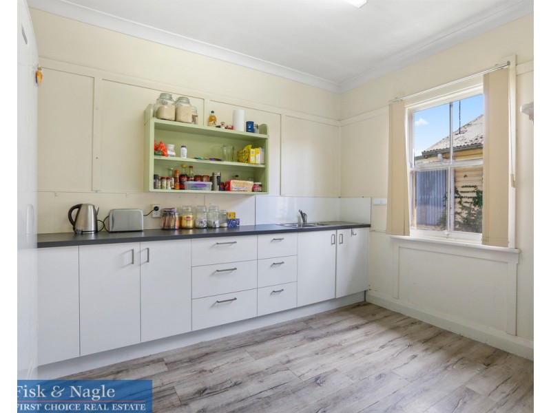 27 Parker Street, Bega NSW 2550