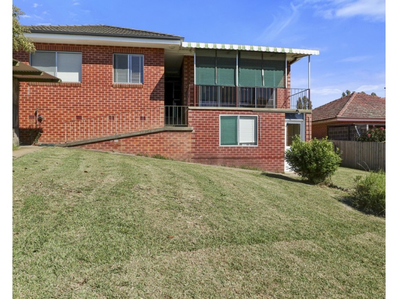 4 Meringo Street, Bega NSW 2550