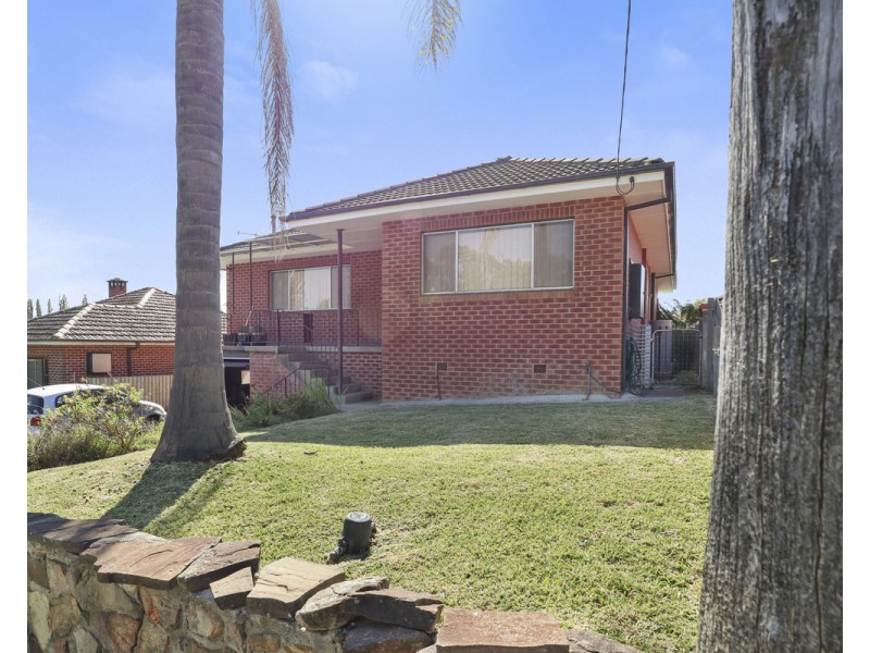 4 Meringo Street, Bega NSW 2550