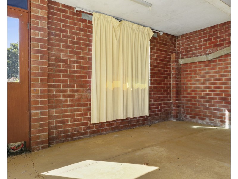 4 Meringo Street, Bega NSW 2550