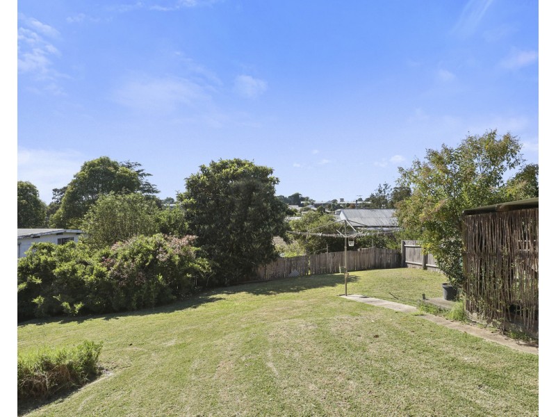 4 Meringo Street, Bega NSW 2550