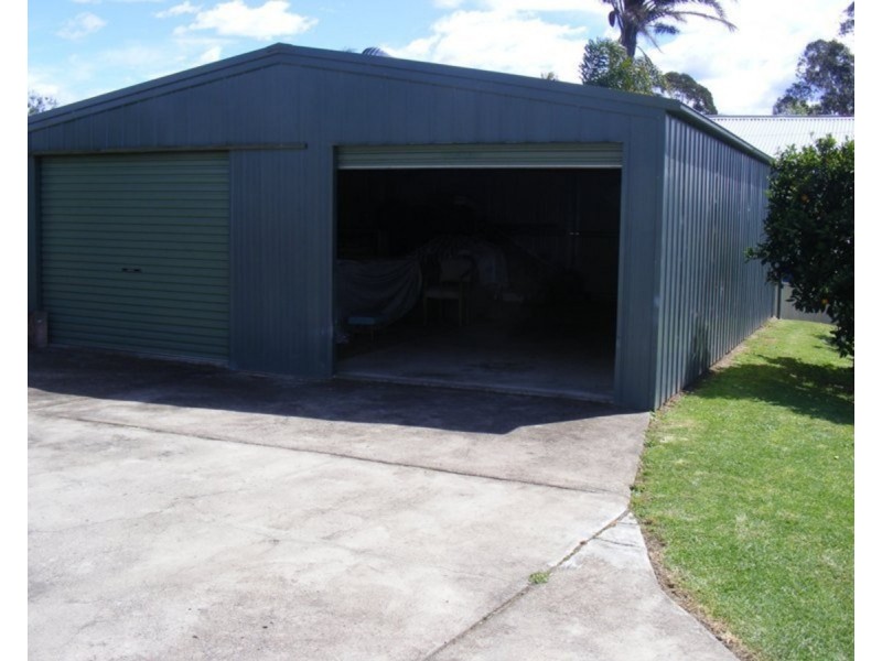 36 Glebe Avenue, Bega NSW 2550