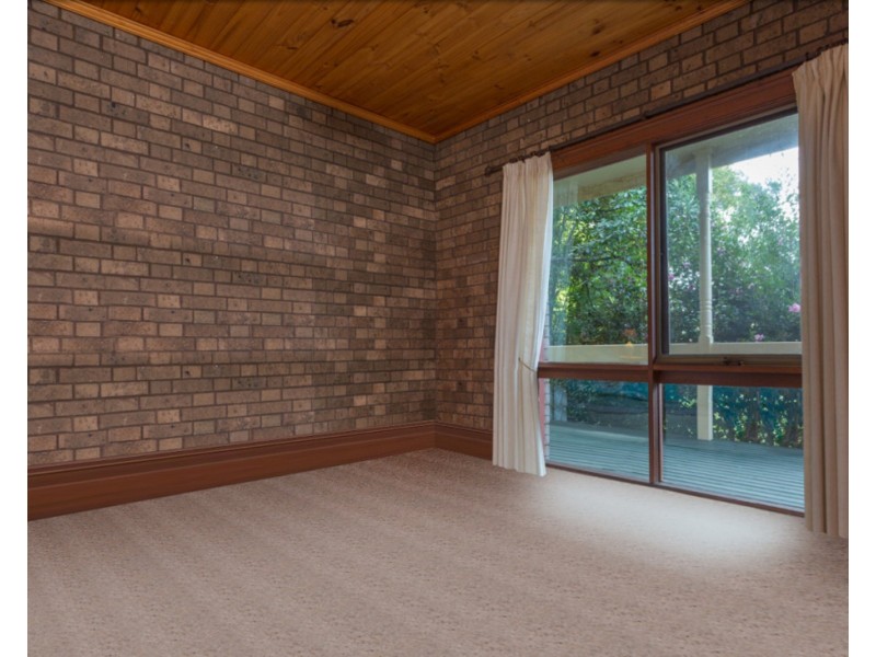 17 High Crescent, Tura Beach NSW 2548